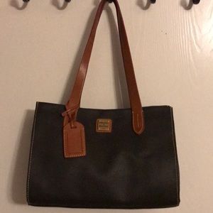 Dooney & Bourke